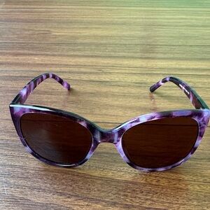 🕶️🕶️GUC Elegant Purple Tortoise Shell Women's Sunglasses🕶️🕶️
